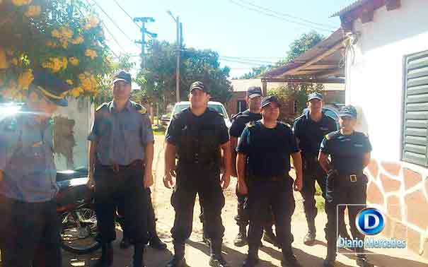 Roban En El Anexo De Arturo Illia